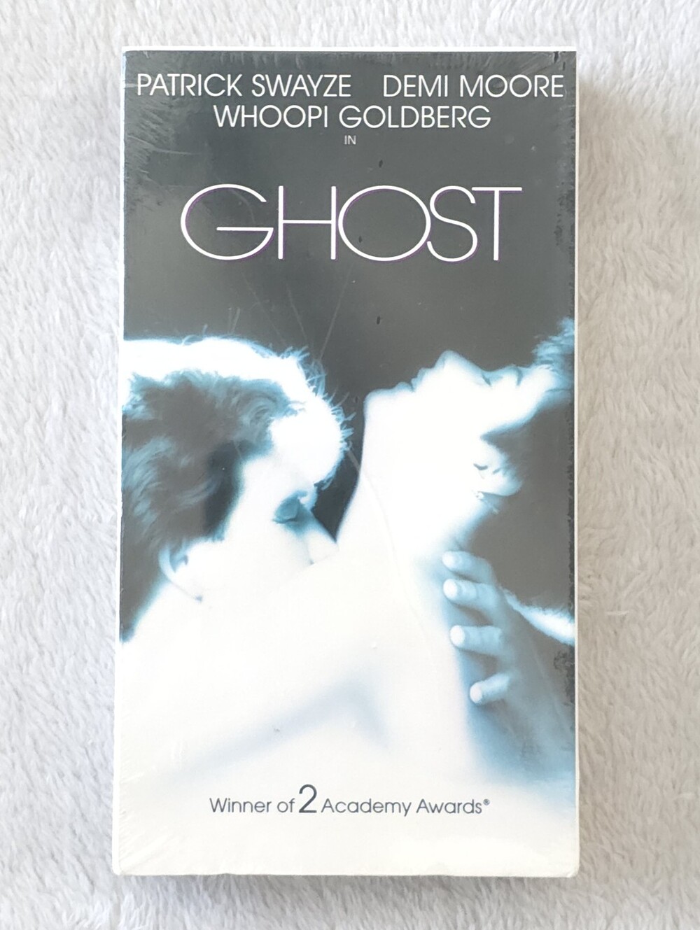 Ghost (VHS, 1990) ~SEALED~ Patrick Swayze, Demi Moore & Whoopi Goldberg -Romance